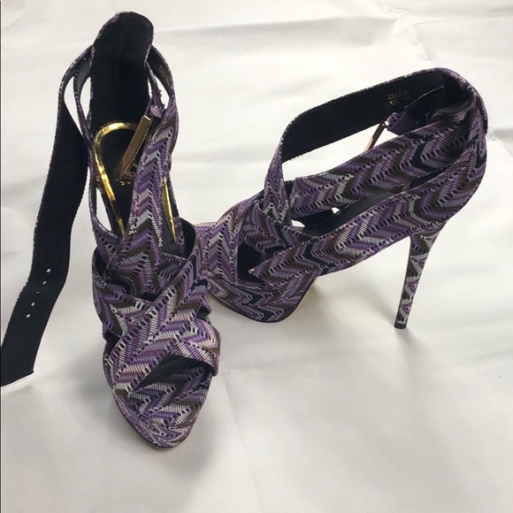 Zelda - Picture 2 of 3